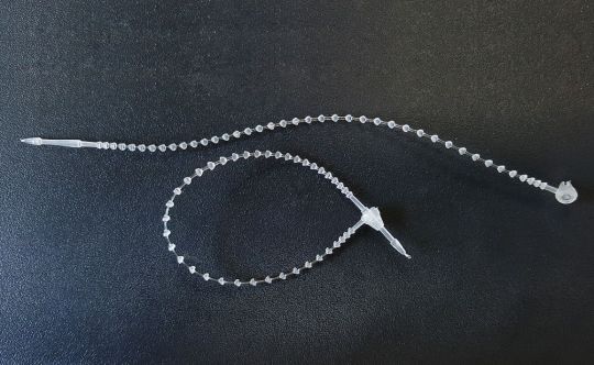 Sicherheitsfäden, Rasterschlaufen, 125 mm, weiß / 